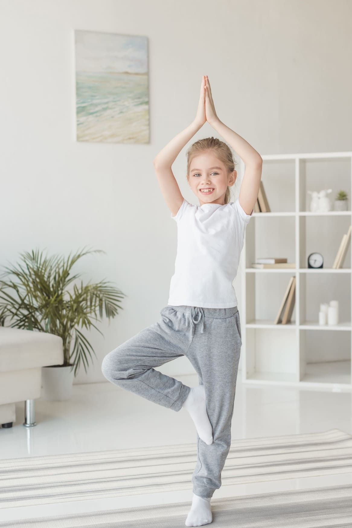 Dlaczego warto zapisać dziecko na zajęcia z jogi?